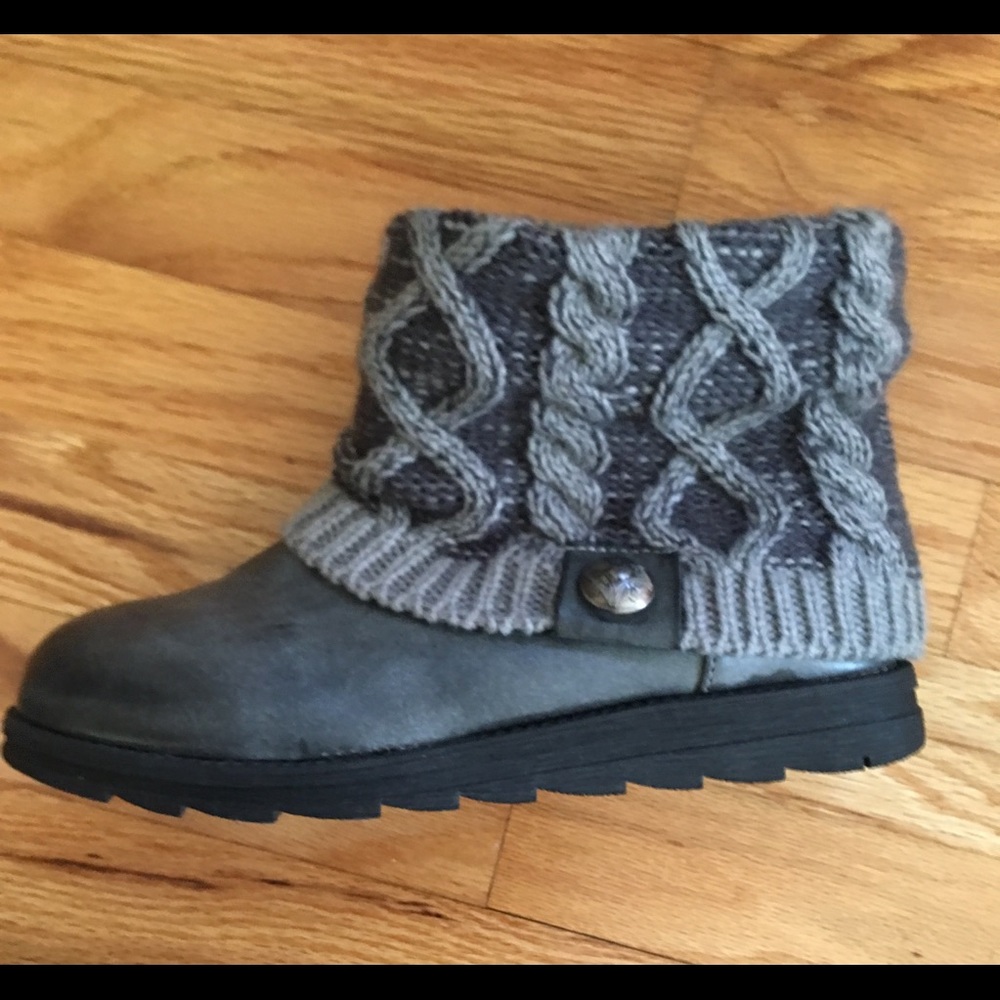 Muk Luks boots